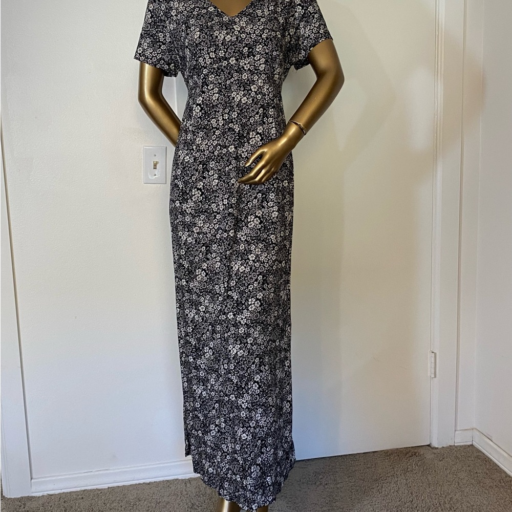 Motherhood Maternity Black and White V-Neck Maxi Dress